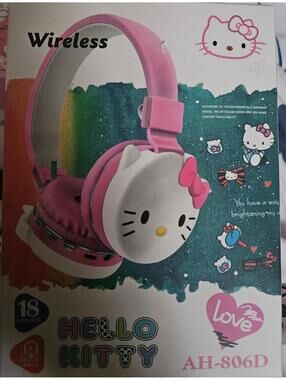 Hello Kitty wireless headphones Hot pink white stereo